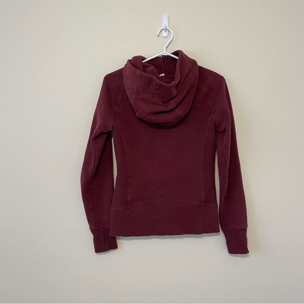 Lululemon Scuba Hoodie *Light Cotton Fleece
Red Merlot Size 4 - Picture 6 of 12